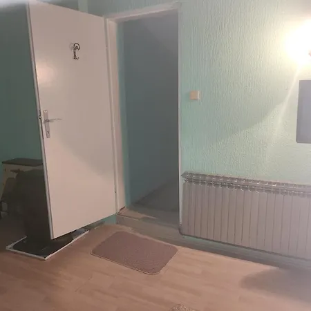 Vera Jastrebac Apartamento